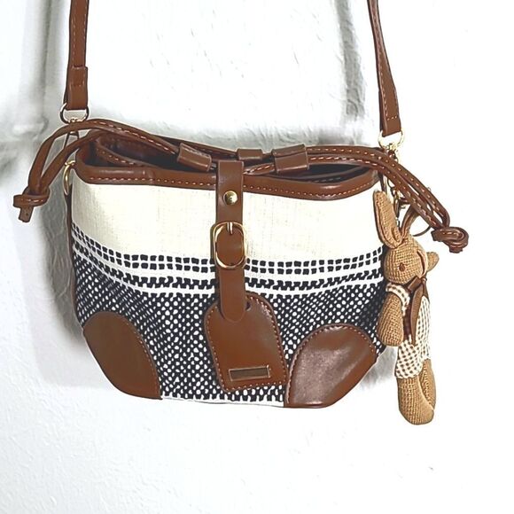 Tricolor Small Crossbody Purse Rabbit Keychain, Brown, Beige & Black Print,NWOT - Picture 3 of 10